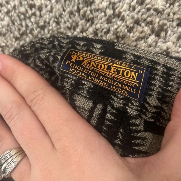 Pendleton skirt - Picture 3 of 4